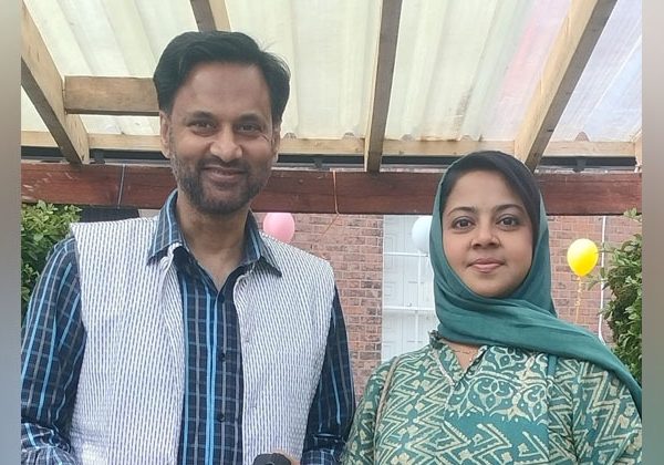 যুক্তরাজ্যে বাংলাদেশী শিল্পী দম্পতির সাফল্য