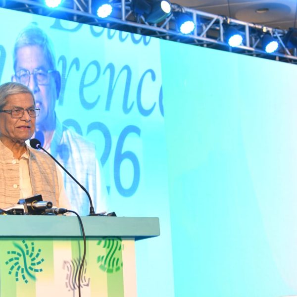 গণতন্ত্র শক্তিশালীকরণ ও অর্থনৈতিক পুনর্গঠনে কাজ করছে সরকার: স্থানীয় সরকার মন্ত্রী