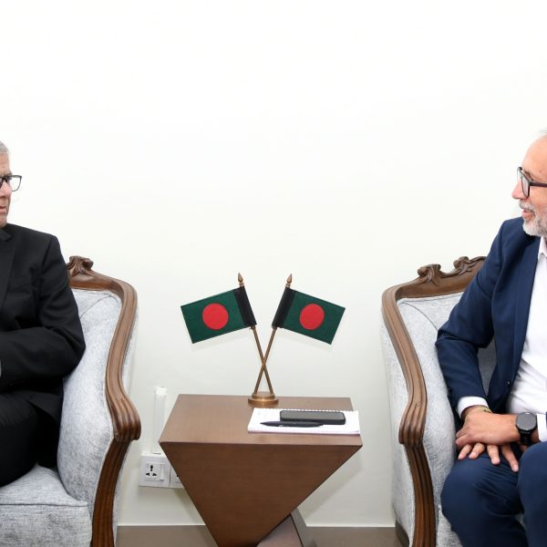 প্রকল্প বাস্তবায়নে দীর্ঘসূত্রিতা কমানোর আহ্বান স্থানীয় সরকার মন্ত্রীর