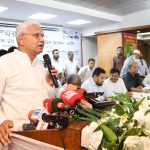 জুলাই যোদ্ধাদের সম্মানে স্মরণসভায় ডা. এ জেড এম জাহিদ হোসেন